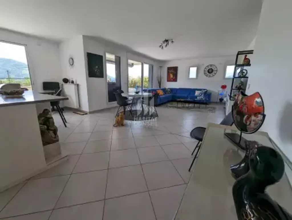 Achat appartement à vendre 5 pièces 133 m² - Montbonnot-Saint-Martin