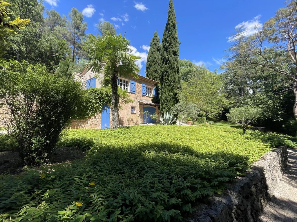 Achat maison à vendre 4 chambres 147 m² - Montferrat