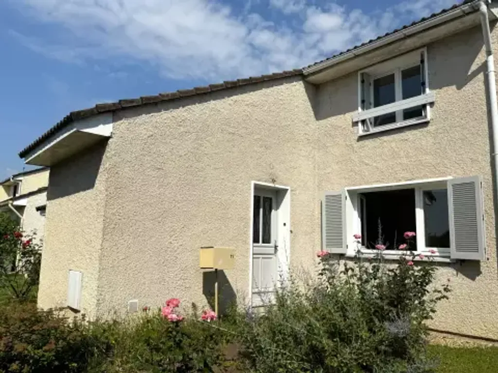 Achat maison à vendre 3 chambres 87 m² - Chelles