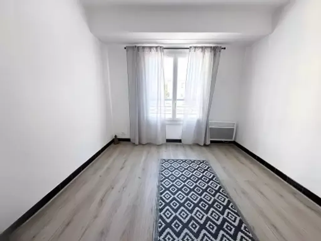 Achat appartement à vendre 2 pièces 41 m² - Marseille 5ème arrondissement