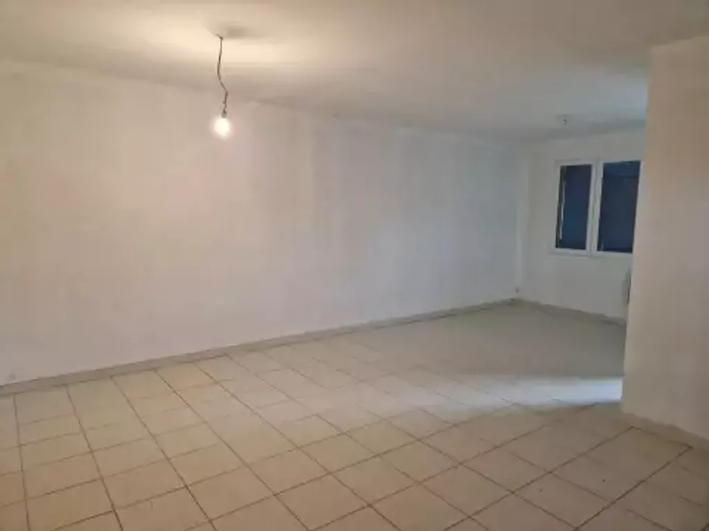 Achat maison à vendre 2 chambres 80 m² - Laon