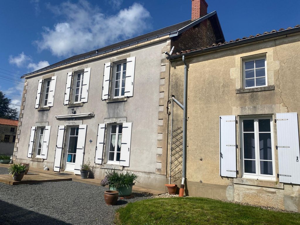 Achat maison à vendre 4 chambres 160 m² - Fontenay-le-Comte