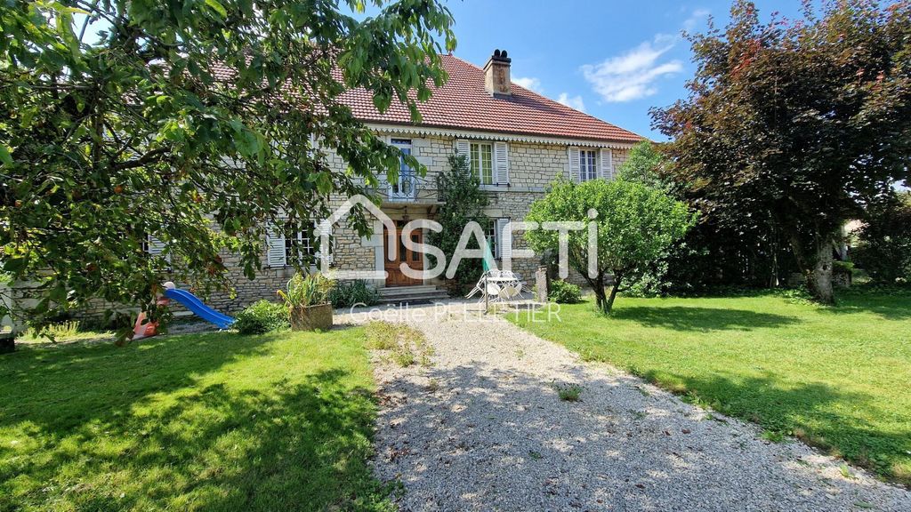 Achat maison à vendre 5 chambres 225 m² - Longeville