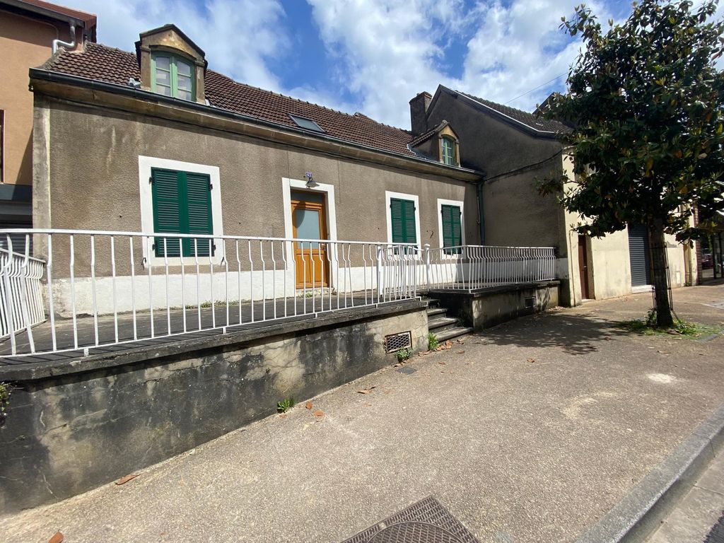 Achat maison à vendre 5 chambres 180 m² - Charolles