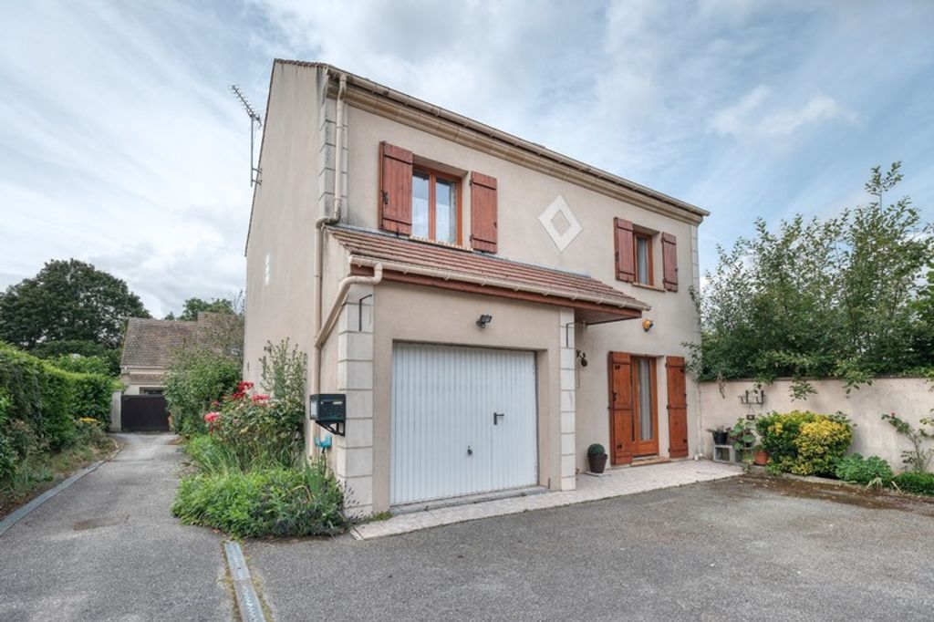 Achat maison à vendre 3 chambres 108 m² - Bois-d'Arcy