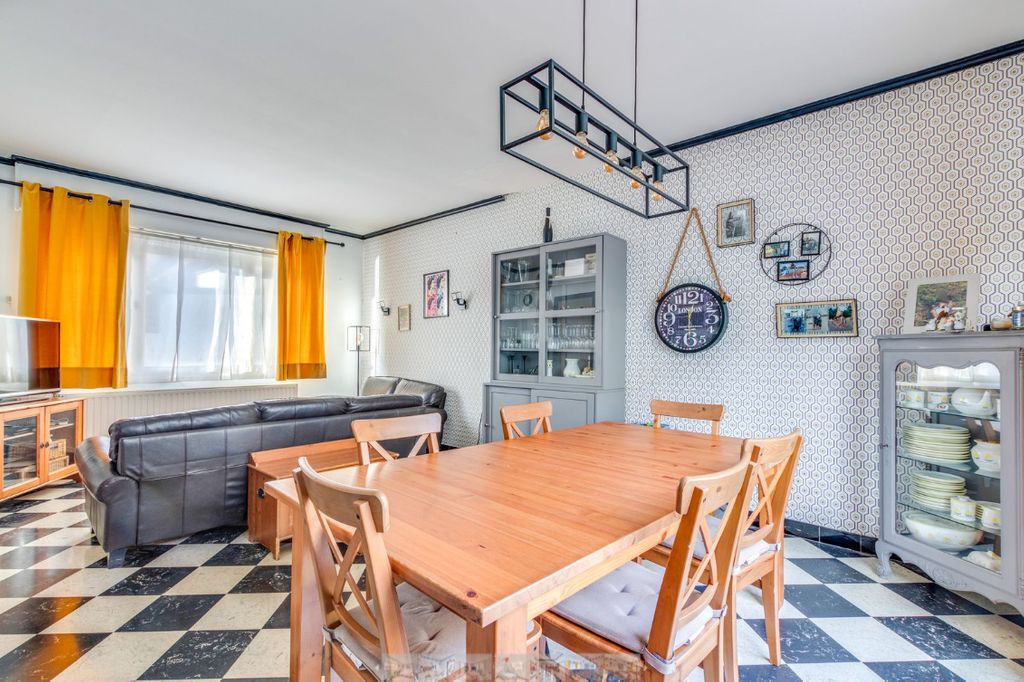 Achat maison à vendre 5 chambres 108 m² - Halluin