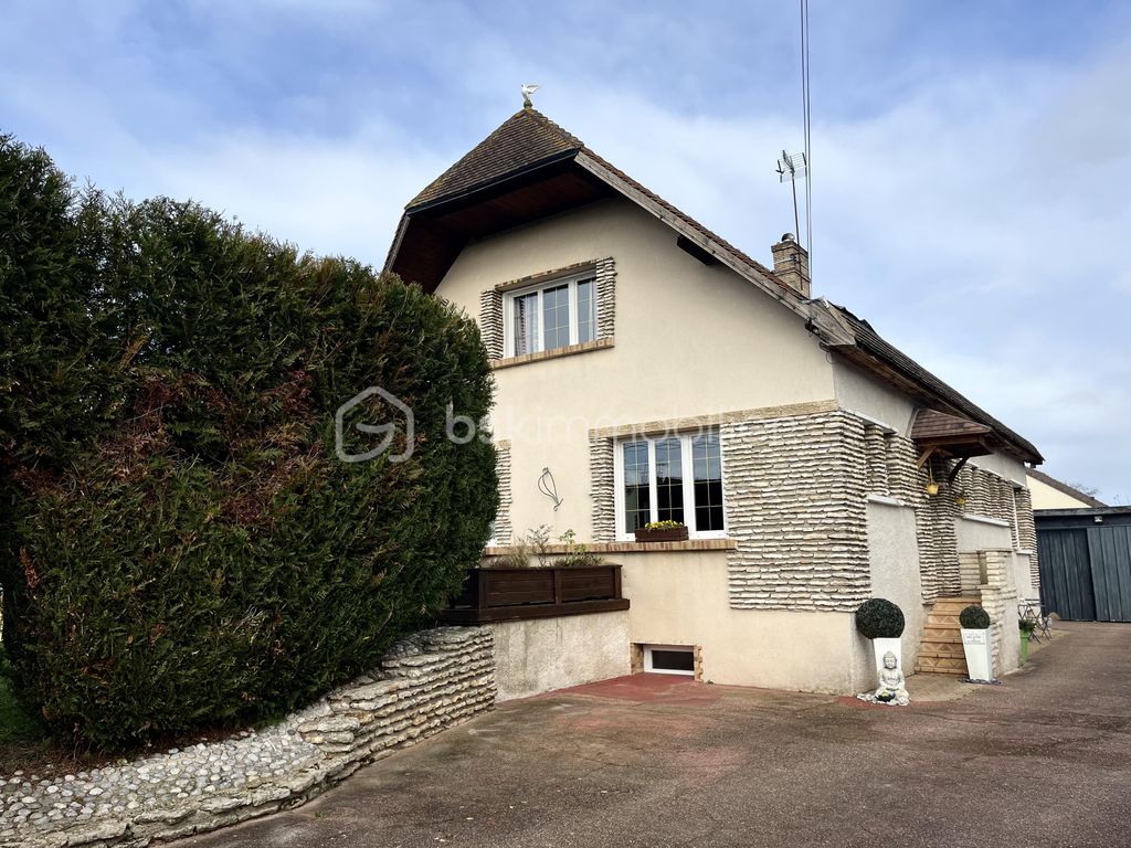 Achat maison à vendre 4 chambres 180 m² - Le Val d'Hazey