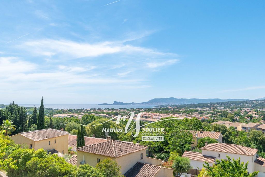 Achat maison à vendre 3 chambres 187 m² - La Ciotat