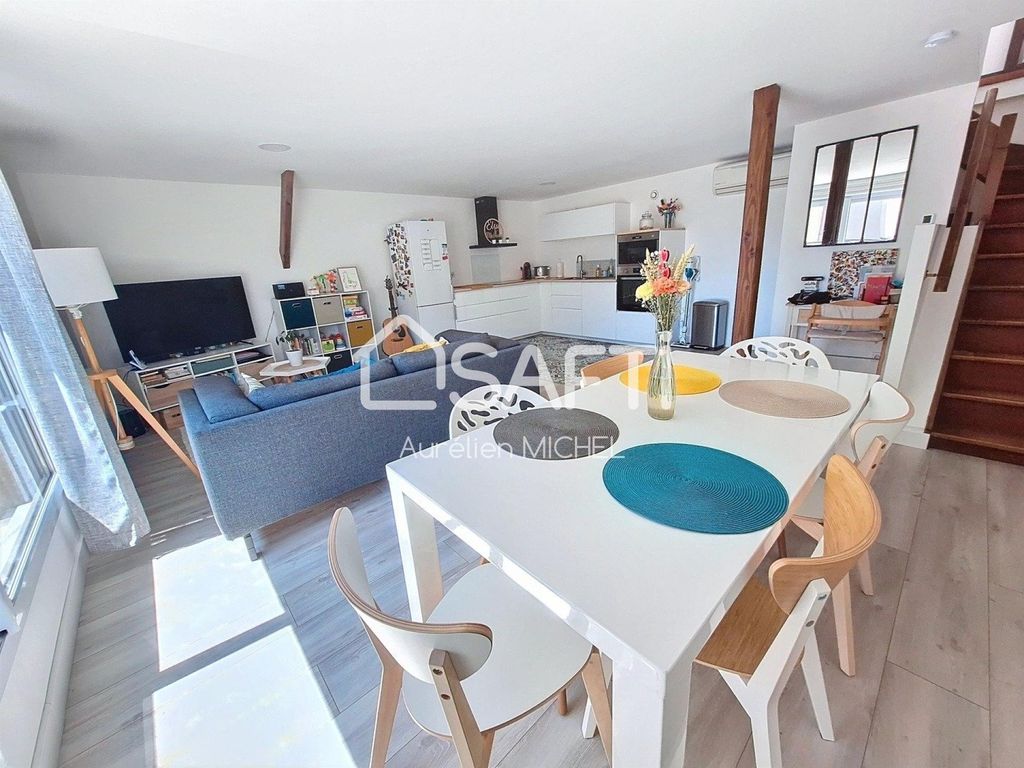 Achat maison à vendre 2 chambres 72 m² - Villieu-Loyes-Mollon