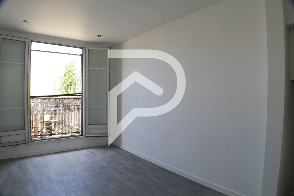 Achat studio à vendre 21 m² - Paris 20ème arrondissement