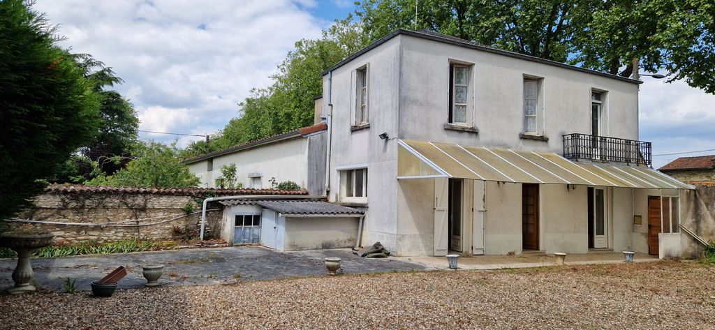 Achat maison à vendre 3 chambres 140 m² - Richelieu