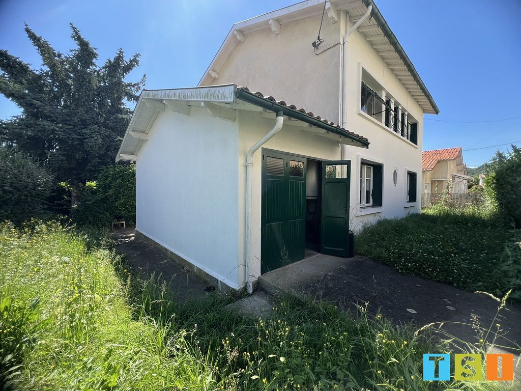 Achat maison à vendre 4 chambres 107 m² - Gourdan-Polignan