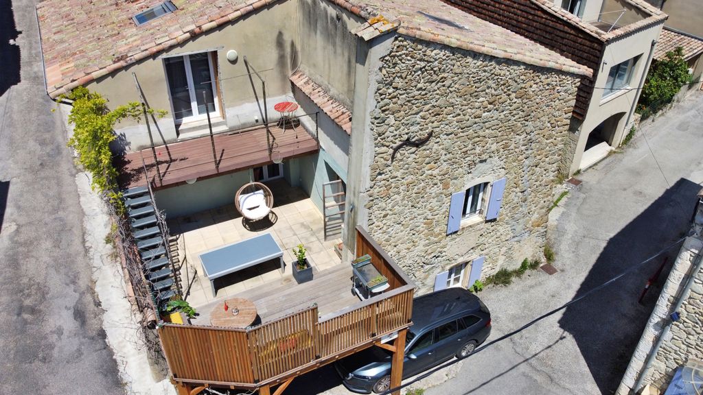 Achat maison à vendre 5 chambres 240 m² - Puy-Saint-Martin