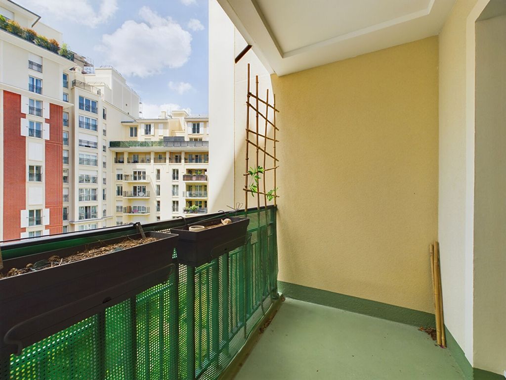 Achat appartement à vendre 3 pièces 63 m² - Courbevoie