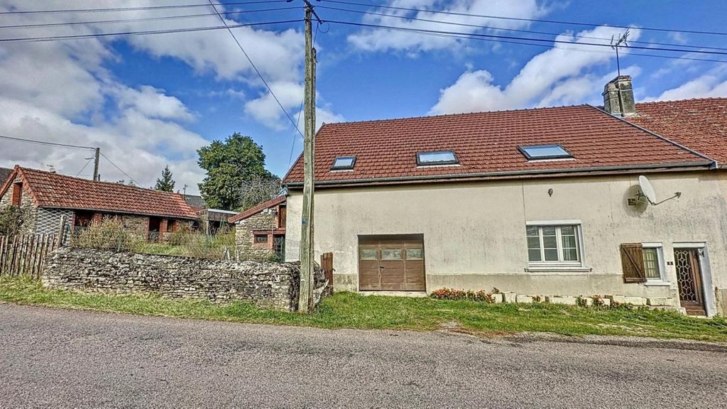 Achat maison à vendre 6 chambres 132 m² - Brazey-en-Morvan