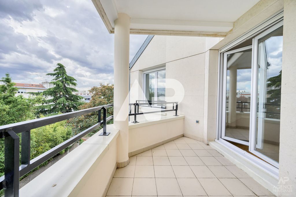 Achat appartement à vendre 2 pièces 46 m² - Suresnes