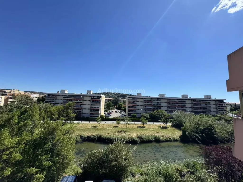 Achat studio à vendre 32 m² - Sainte-Maxime