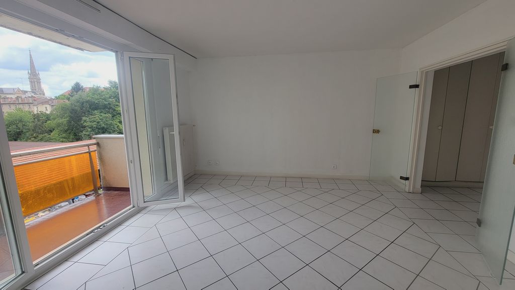 Achat appartement à vendre 3 pièces 70 m² - Vandœuvre-lès-Nancy