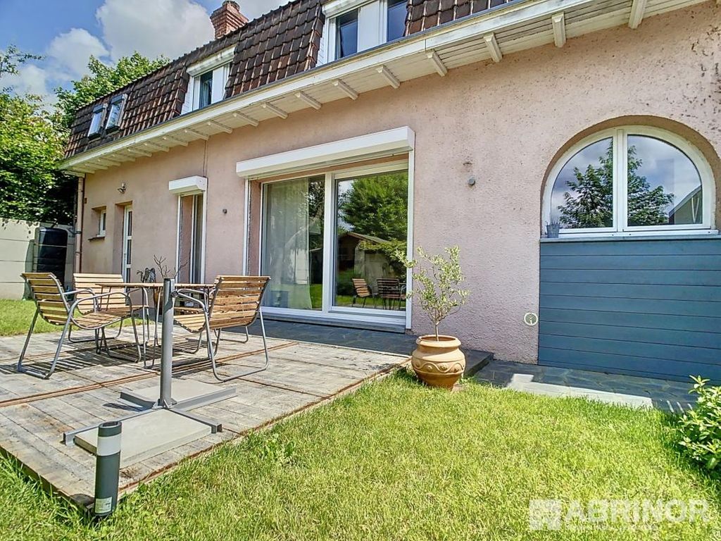 Achat maison à vendre 3 chambres 110 m² - Villeneuve-d'Ascq