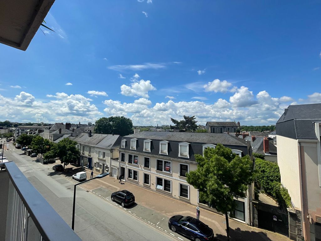 Achat appartement à vendre 5 pièces 117 m² - Laval