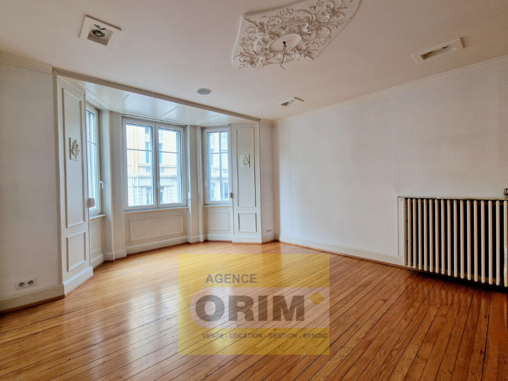 Achat appartement à vendre 5 pièces 135 m² - Mulhouse