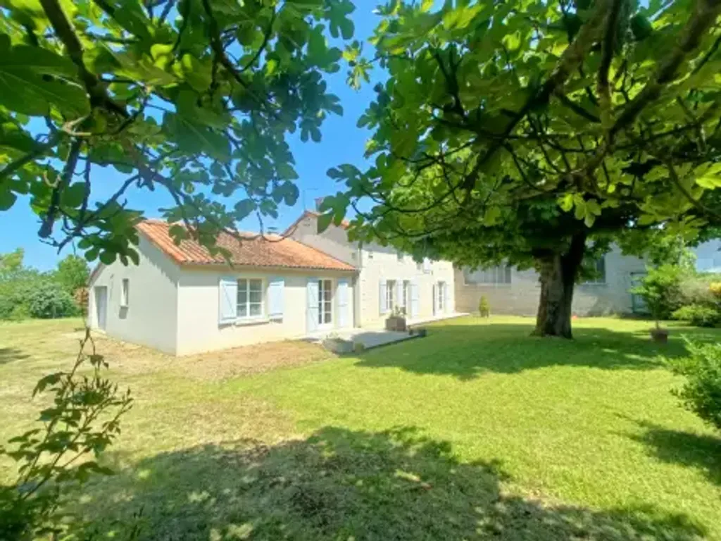 Achat maison 4 chambre(s) - Champigny en Rochereau