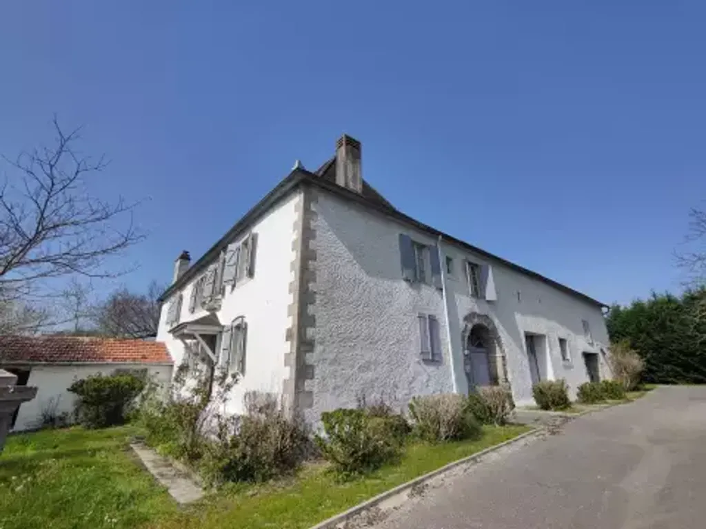 Achat maison à vendre 5 chambres 200 m² - Espès-Undurein