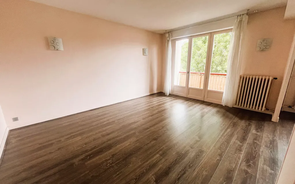 Achat appartement à vendre 3 pièces 66 m² - Brive-la-Gaillarde