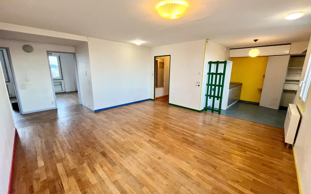 Achat appartement à vendre 4 pièces 85 m² - Villeurbanne