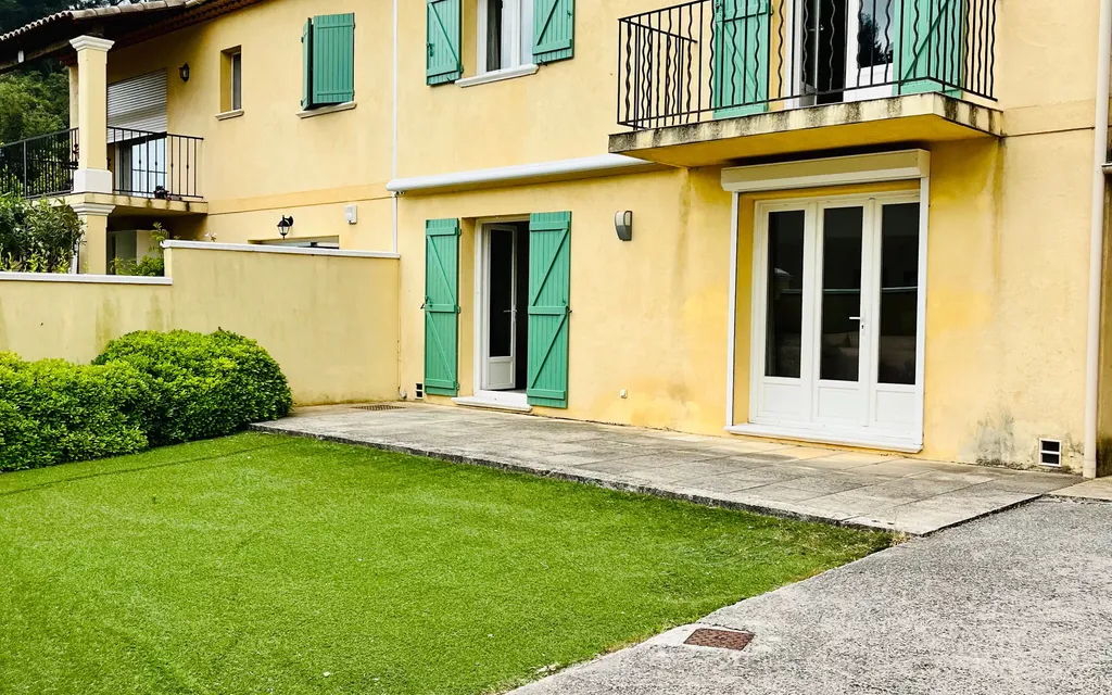 Achat maison à vendre 3 chambres 107 m² - Cagnes-sur-Mer