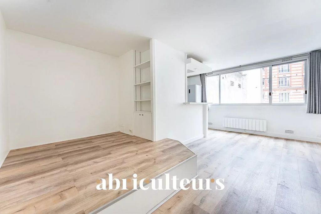 Achat studio à vendre 33 m² - Paris 17ème arrondissement