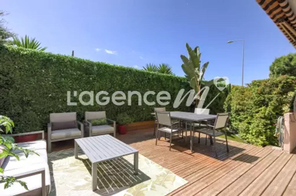 Achat appartement à vendre 3 pièces 61 m² - Cagnes-sur-Mer