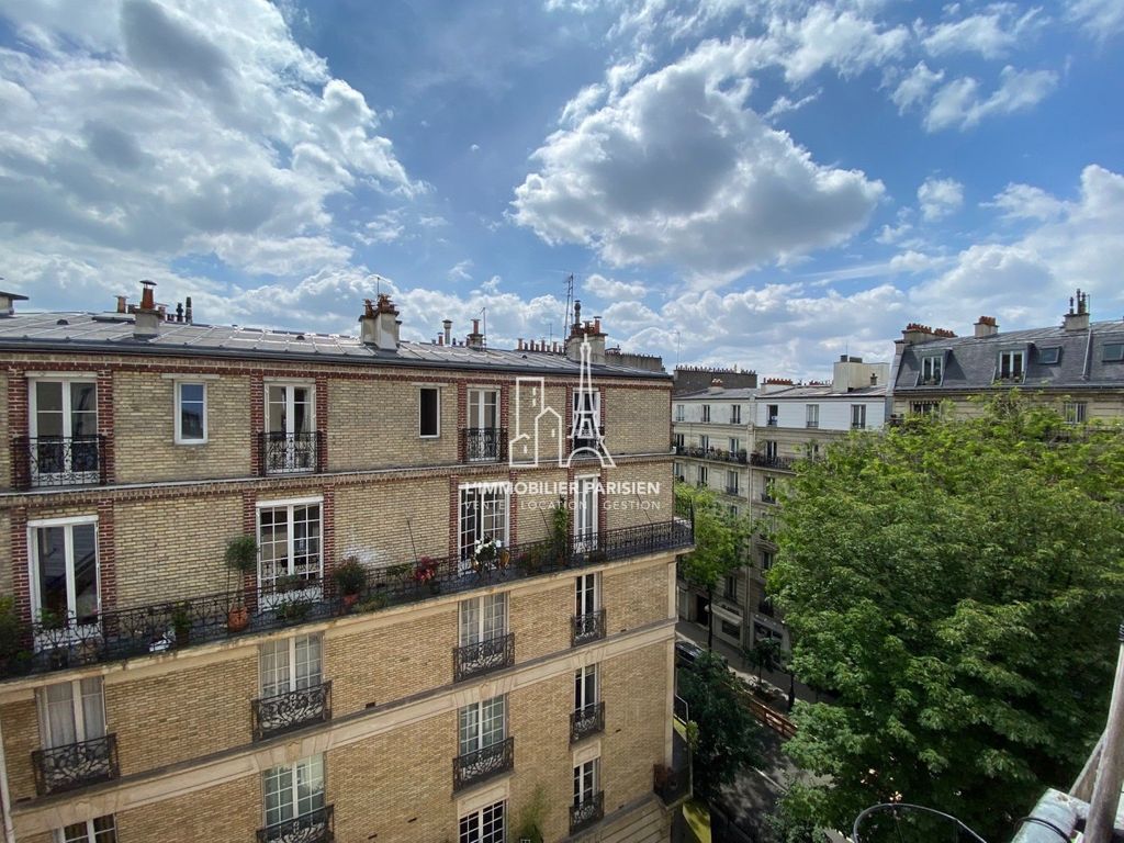 Achat studio à vendre 23 m² - Paris 18ème arrondissement