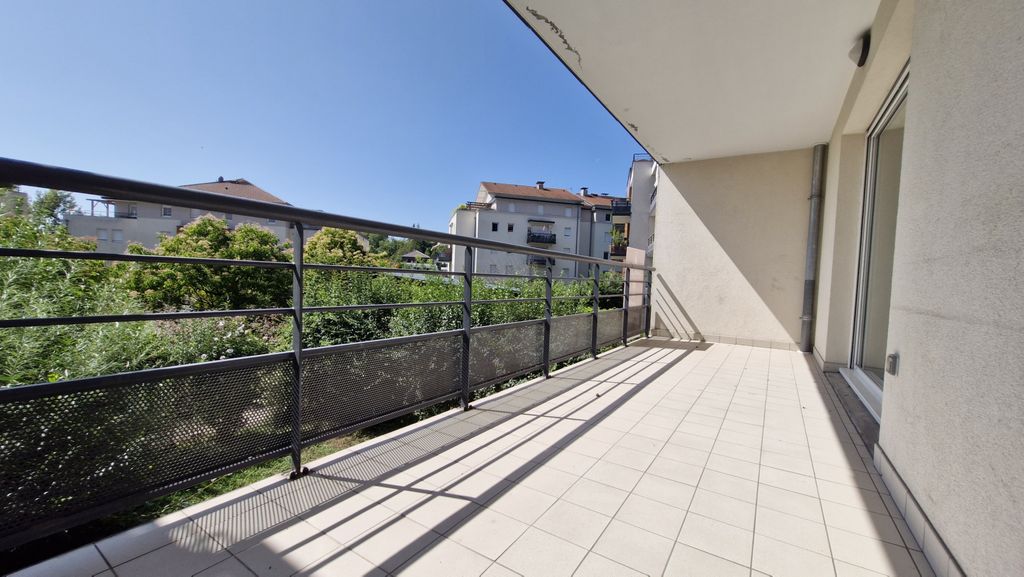 Achat appartement à vendre 3 pièces 69 m² - Annecy