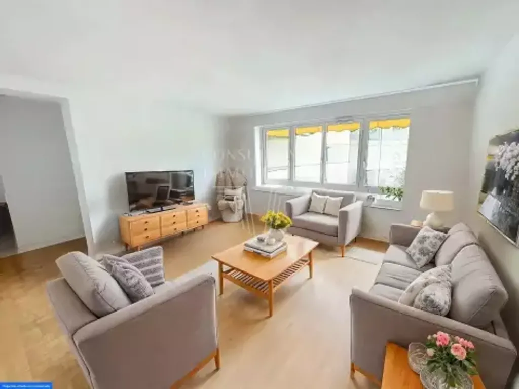 Achat appartement à vendre 4 pièces 83 m² - Neuilly-sur-Seine