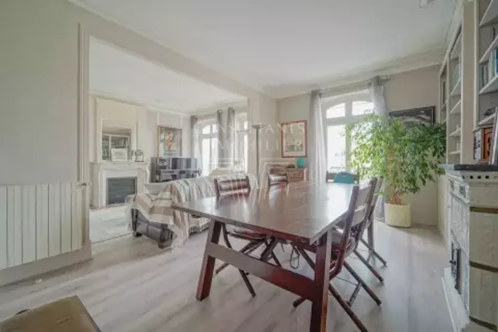 Achat appartement à vendre 5 pièces 100 m² - Paris 17ème arrondissement