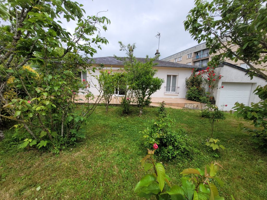 Achat maison à vendre 3 chambres 74 m² - Sablé-sur-Sarthe