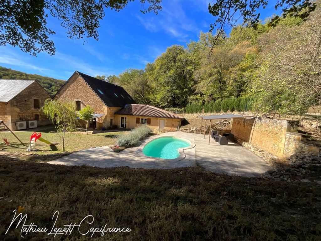 Achat maison à vendre 5 chambres 290 m² - Sarlat-la-Canéda