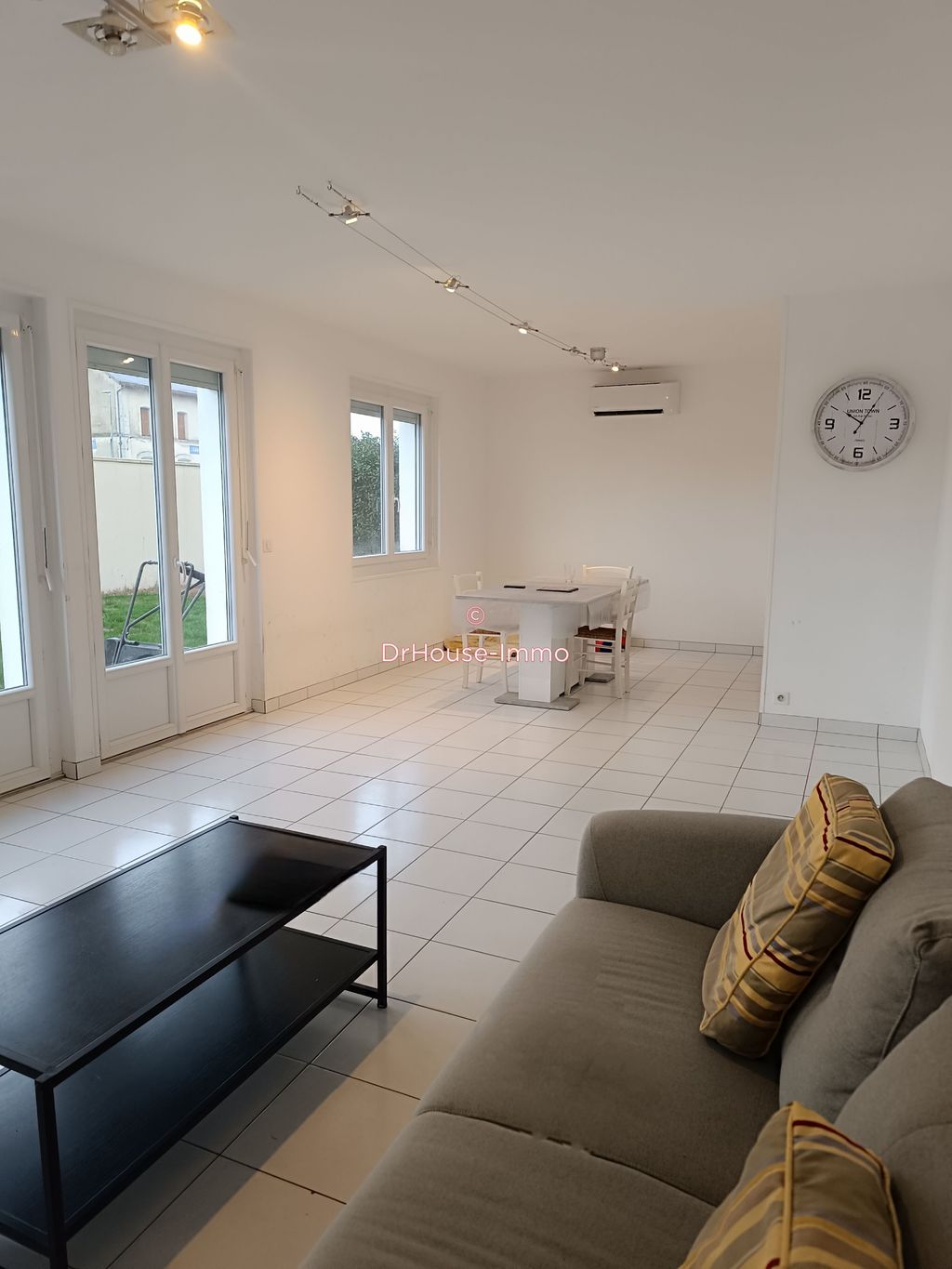 Achat maison à vendre 4 chambres 137 m² - Gardonne