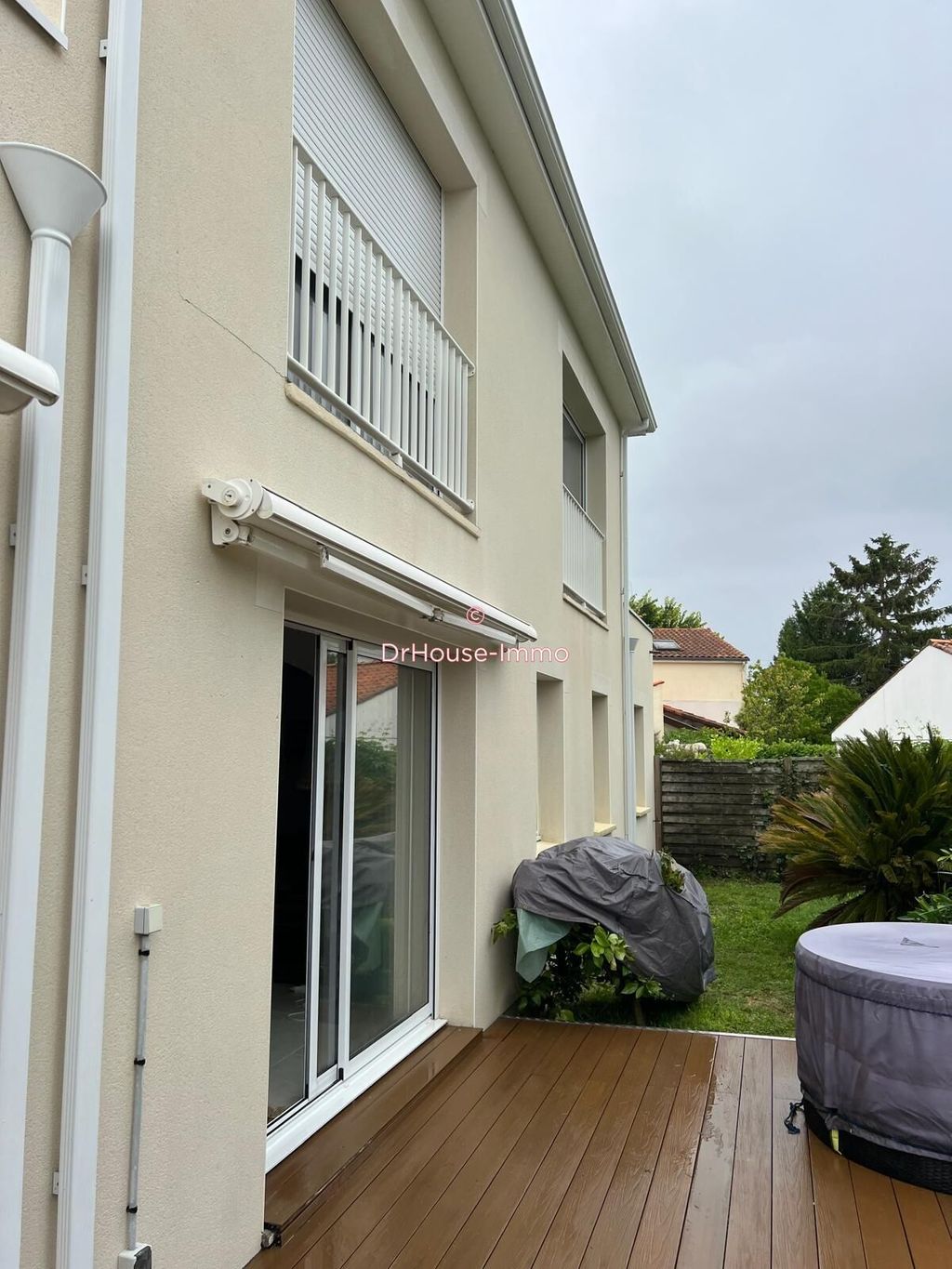 Achat appartement à vendre 4 pièces 88 m² - Royan