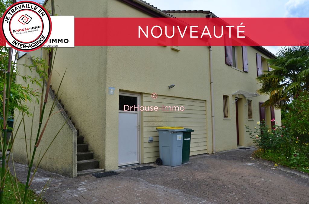 Achat maison à vendre 6 chambres 141 m² - Saint-Sébastien-sur-Loire