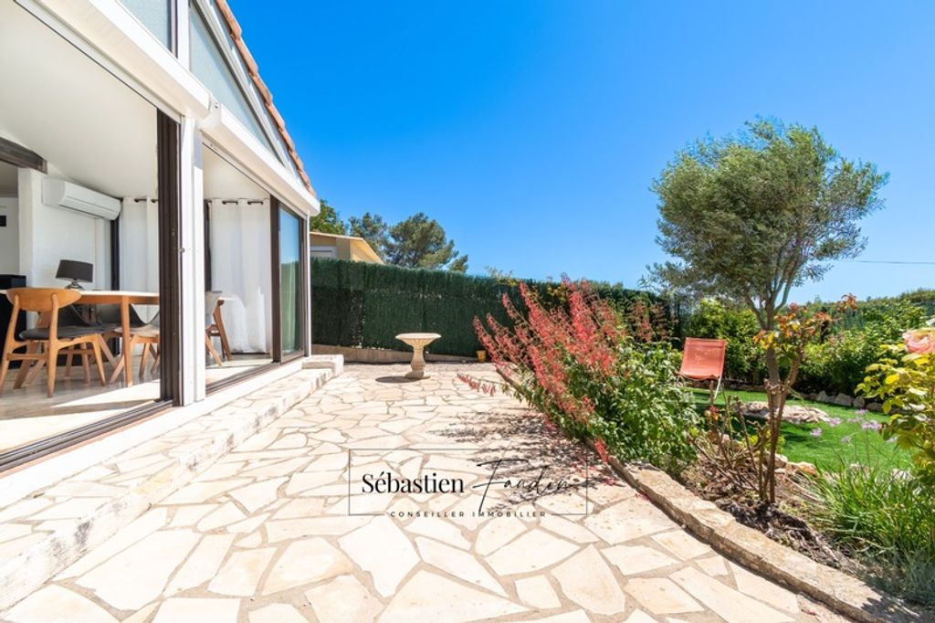 Achat maison à vendre 2 chambres 52 m² - Le Castellet