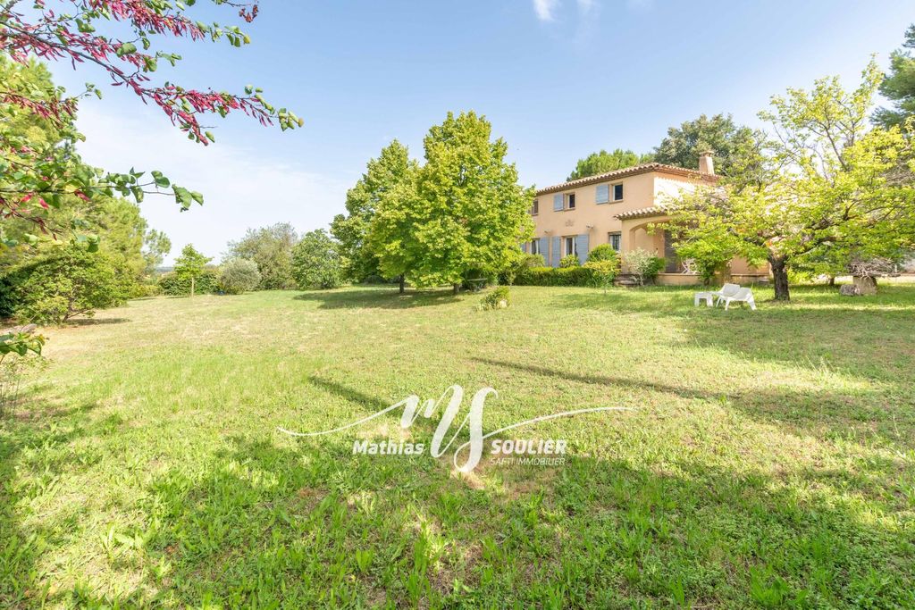 Achat maison à vendre 5 chambres 163 m² - Aix-en-Provence