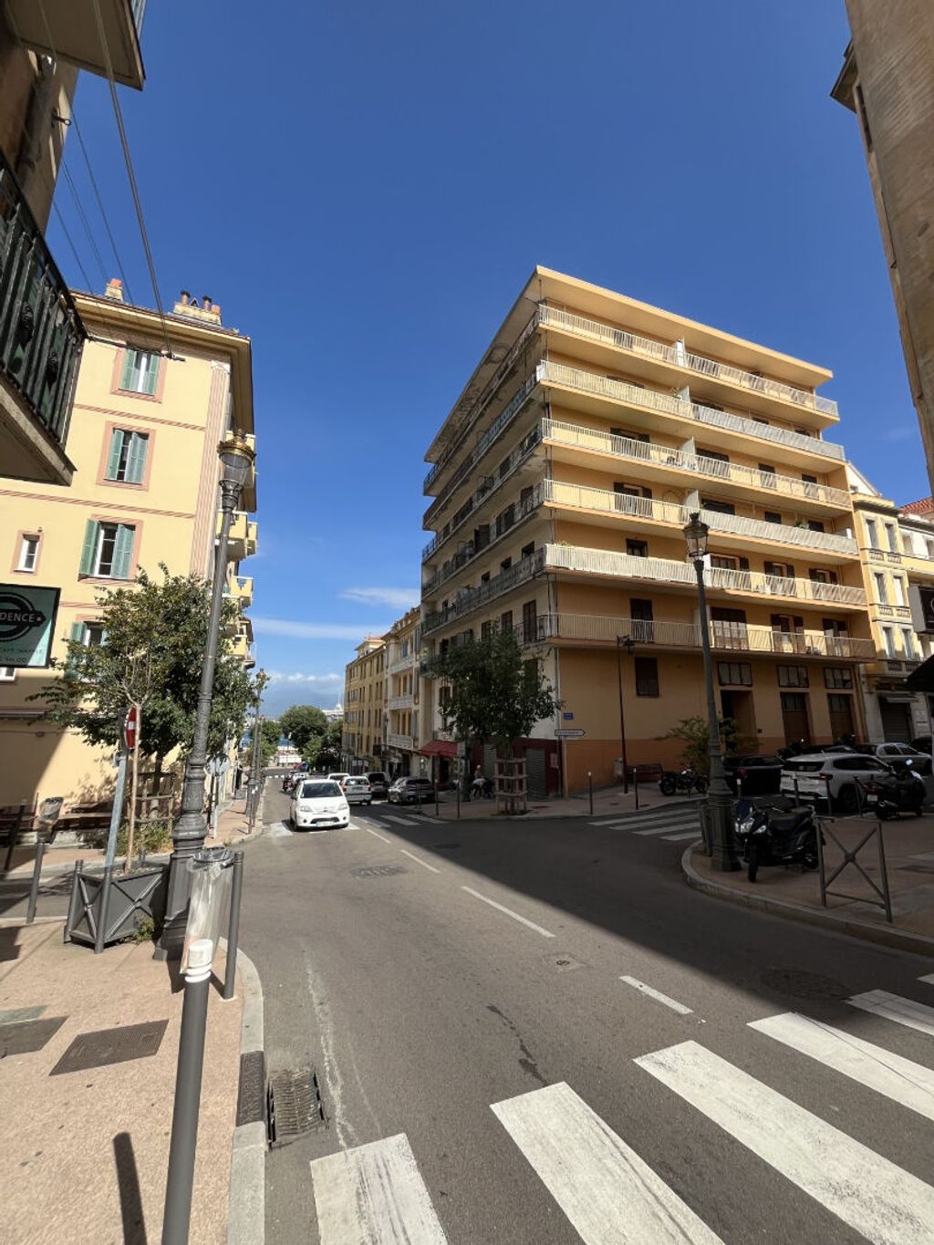 Achat appartement à vendre 3 pièces 77 m² - Ajaccio