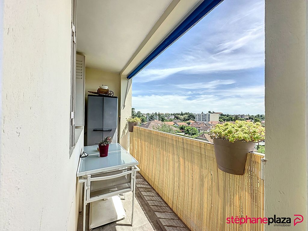 Achat appartement à vendre 4 pièces 72 m² - Bron