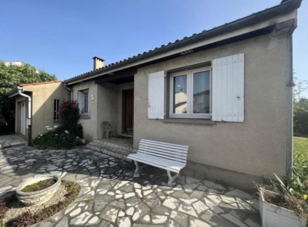 Achat maison à vendre 2 chambres 92 m² - Aussillon