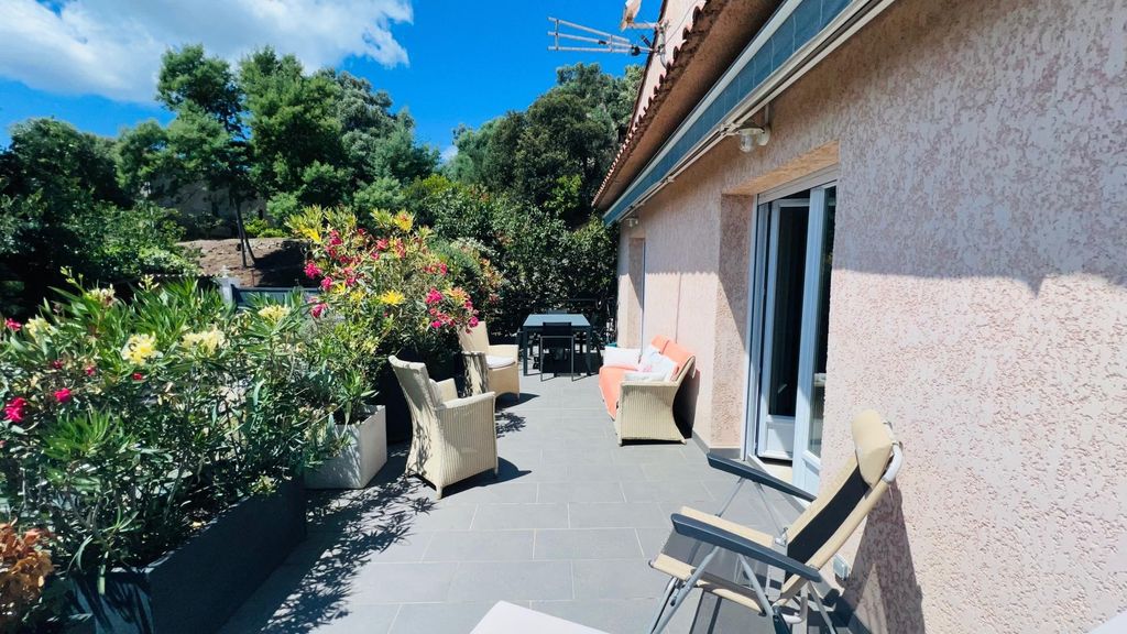 Achat appartement à vendre 4 pièces 168 m² - Ajaccio