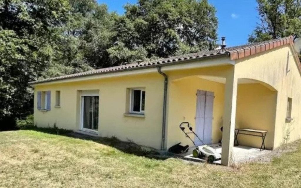 Achat maison à vendre 3 chambres 110 m² - Saint-Martin-de-Jussac