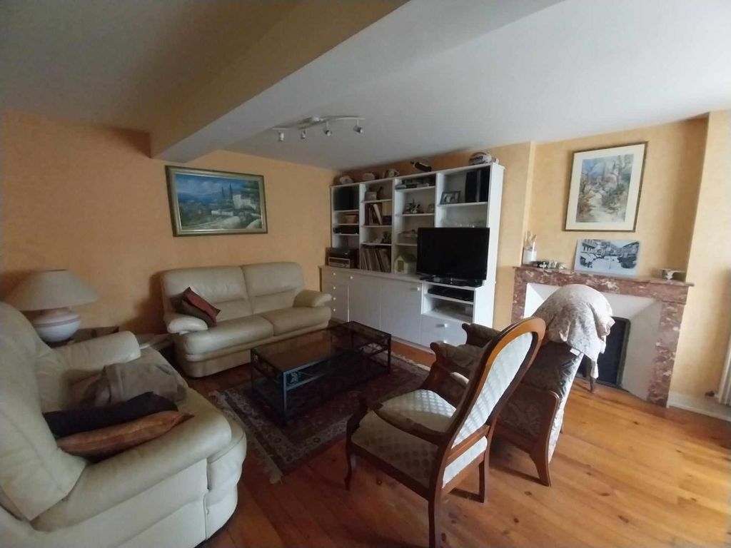 Achat maison à vendre 1 chambre 111 m² - Mazamet