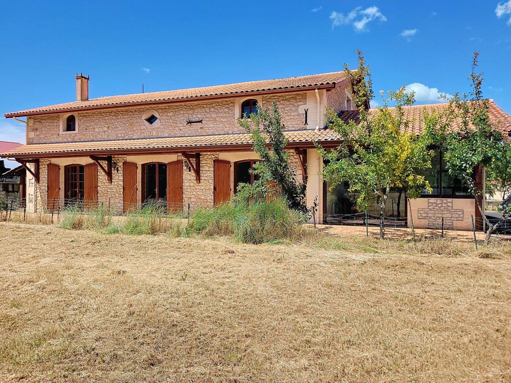 Achat maison à vendre 3 chambres 192 m² - Gaillan-en-Médoc